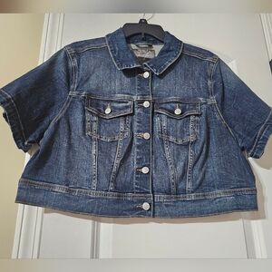 Nwt Torrid Denim Short Sleeved Crop Jacket